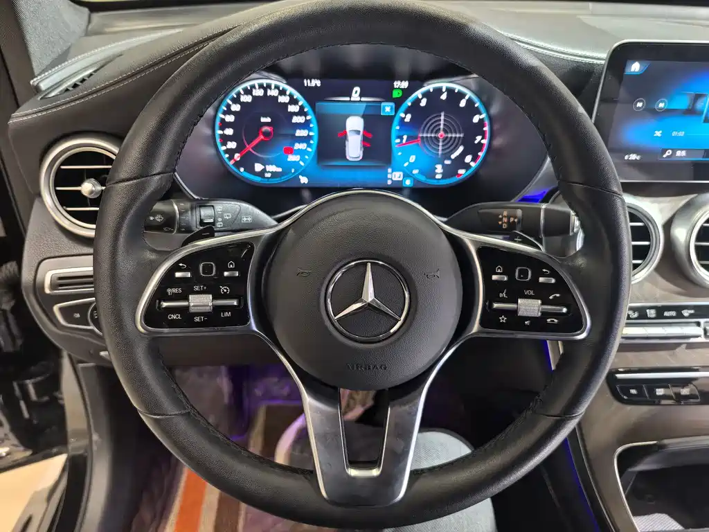 Mercedes-Benz GLC 2020 GLC 260 L 4MATIC luxury model купить на сайте DeffCars