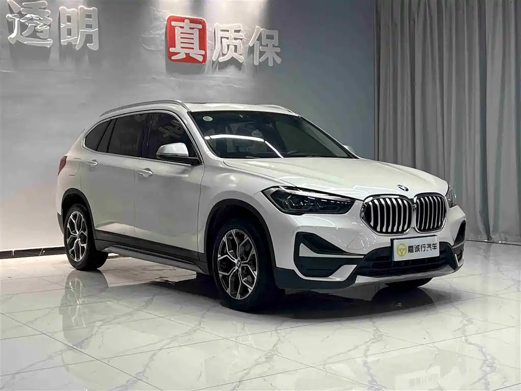 BMW X1 2020 sDrive20Li Exclusive Model купить на сайте DeffCars