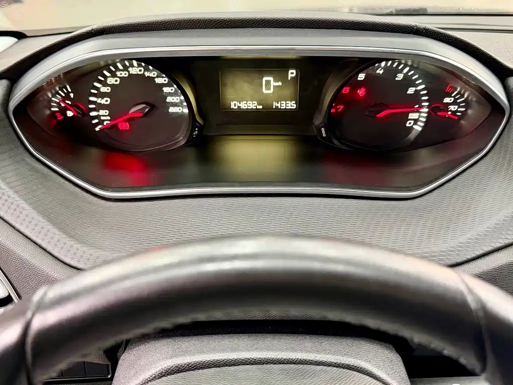 Peugeot 308 2016 230THP Automatic Deluxe Edition купить на сайте DeffCars