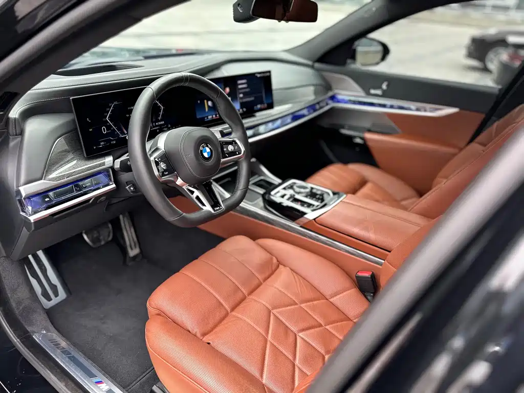 BMW 7 Series 2023 facelift 740Li exclusive M sports package купить на сайте DeffCars