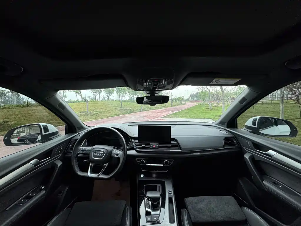 Audi Q5L Sportback 2021 45 TFSI Premium Selection купить на сайте DeffCars