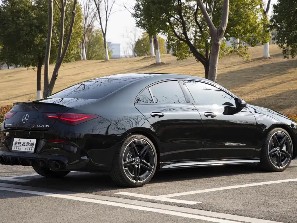 Mercedes-Benz CLA AMG 2025 AMG CLA 35 4MATIC купить на сайте DeffCars