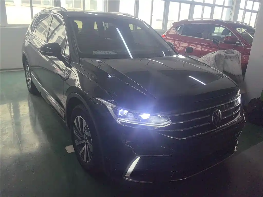 Tiguan L New Energy 2022 430PHEV plug-in hybrid premium version купить на сайте DeffCars