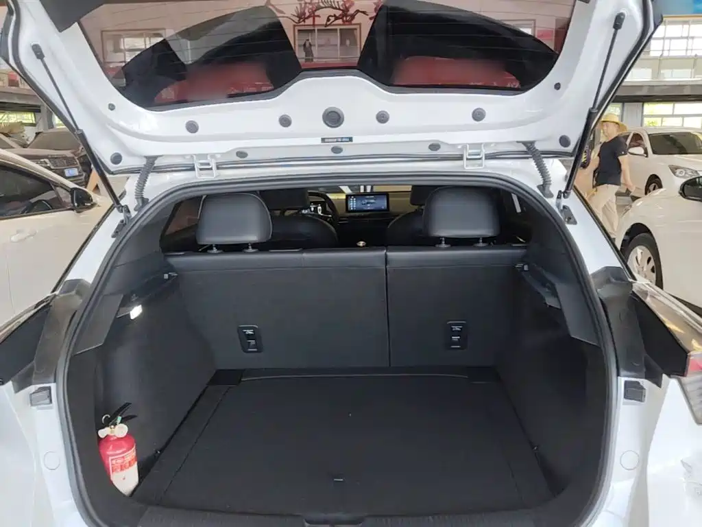 MG4 2023 425km executive version купить на сайте DeffCars