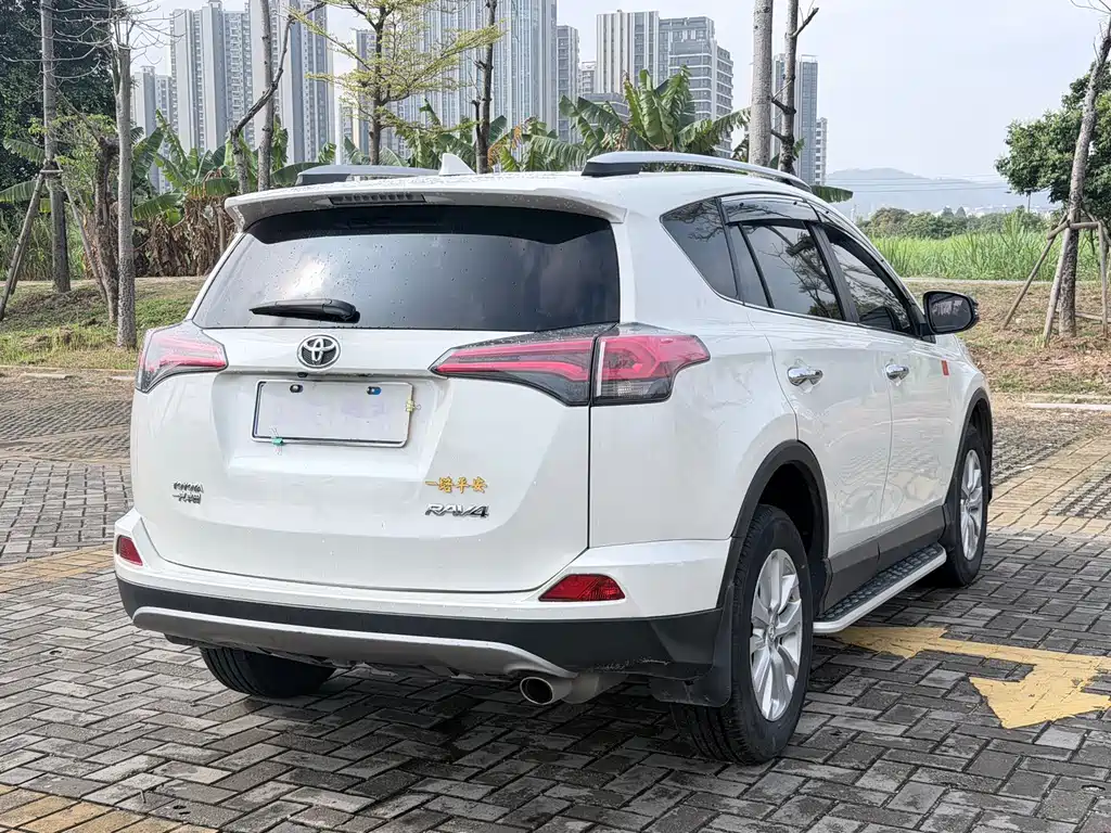 RAV4 Rongfang 2019 2.0L CVT 2WD Fashion X Limited Edition National VI купить на сайте DeffCars