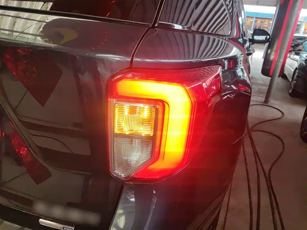 Explorer 2020 EcoBoost 285 four-wheel drive titanium version 7 seats купить на сайте DeffCars