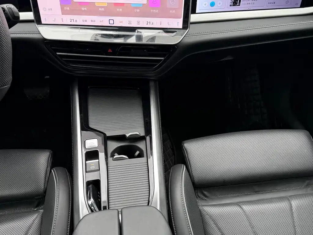 Passat 2025 Pro 380TSI Long Yao Edition купить на сайте DeffCars