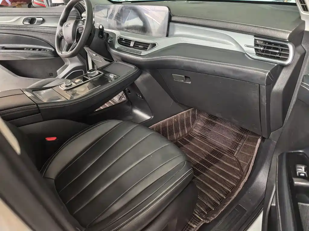 Lingyu 2021 EcoBoost 225 fine collar type 5 seats купить на сайте DeffCars
