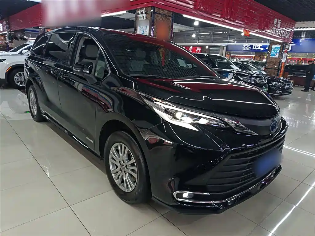 SIENNA 2021 2.5L Hybrid Comfort Edition купить на сайте DeffCars