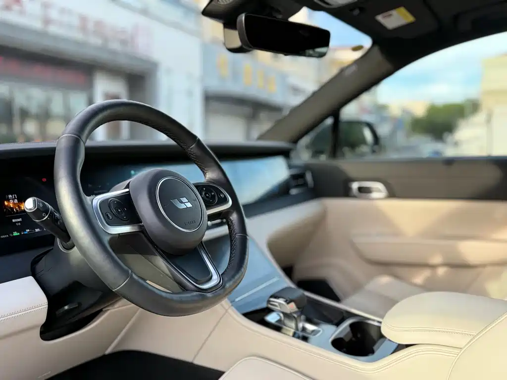 Ideal ONE 2020 extended range 6-seater version купить на сайте DeffCars
