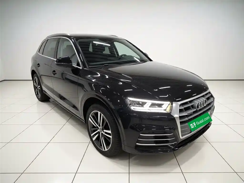 Audi Q5L 2018 40 TFSI enjoys fashionable style, National VI купить на сайте DeffCars