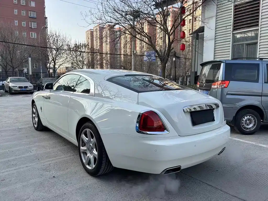 Phantom 2013 6.6T standard model купить на сайте DeffCars