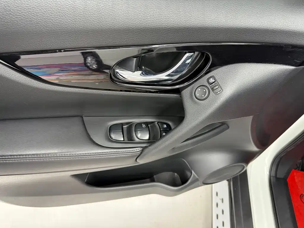 X-Trail 2022 2.0L 2WD Intelligent Link Premium Edition купить на сайте DeffCars
