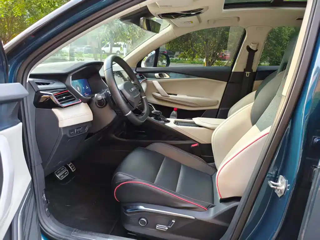 Lynk & Co 06 2020 1.5T Yao Halo купить на сайте DeffCars