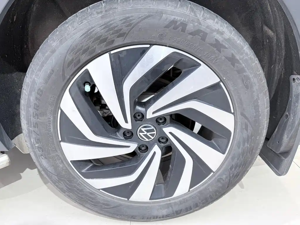 Tiguan L 2023 280TSI automatic two-wheel drive Chaochuang limited edition купить на сайте DeffCars