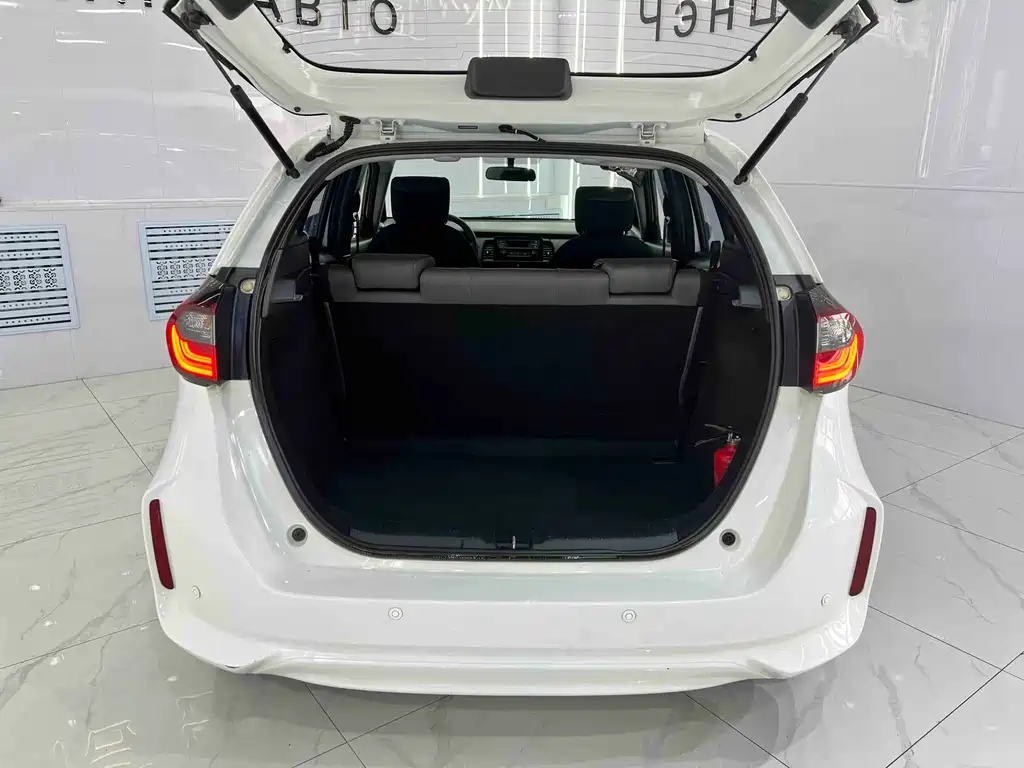 Fit 2021 1.5L CVT Trendy Edition купить на сайте DeffCars