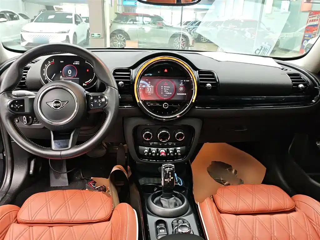 MINI CLUBMAN 2022 1.5T COOPER Connoisseur купить на сайте DeffCars