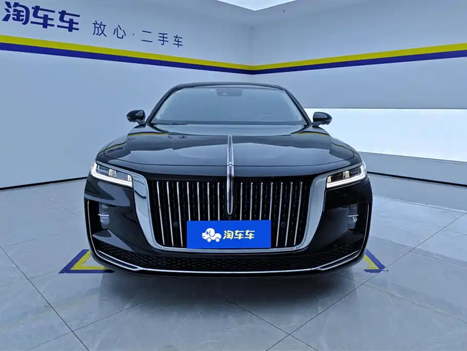 Hongqi H9 2022 2.0T Zhilian Flagship Edition купить на сайте DeffCars