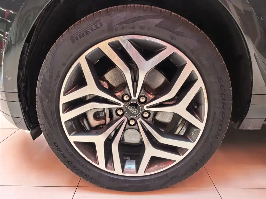Range Rover Evoque 2021 Evoque L 249PS R-Dynamic First edition купить на сайте DeffCars
