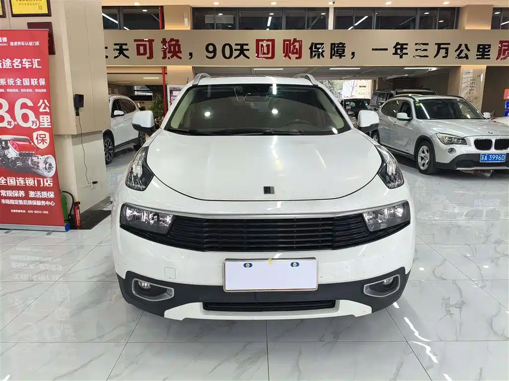 Lynk & Co 01 2017 2.0T two-wheel drive version купить на сайте DeffCars