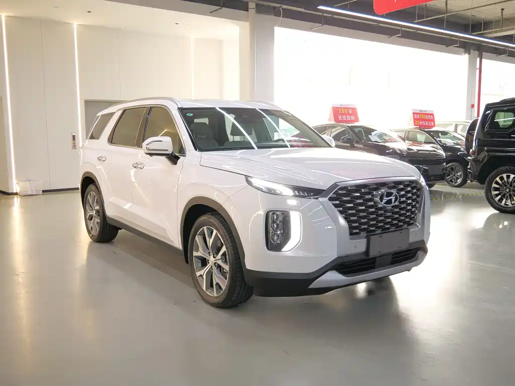 Paristi 2021 3.5L automatic four-wheel drive GLS купить на сайте DeffCars