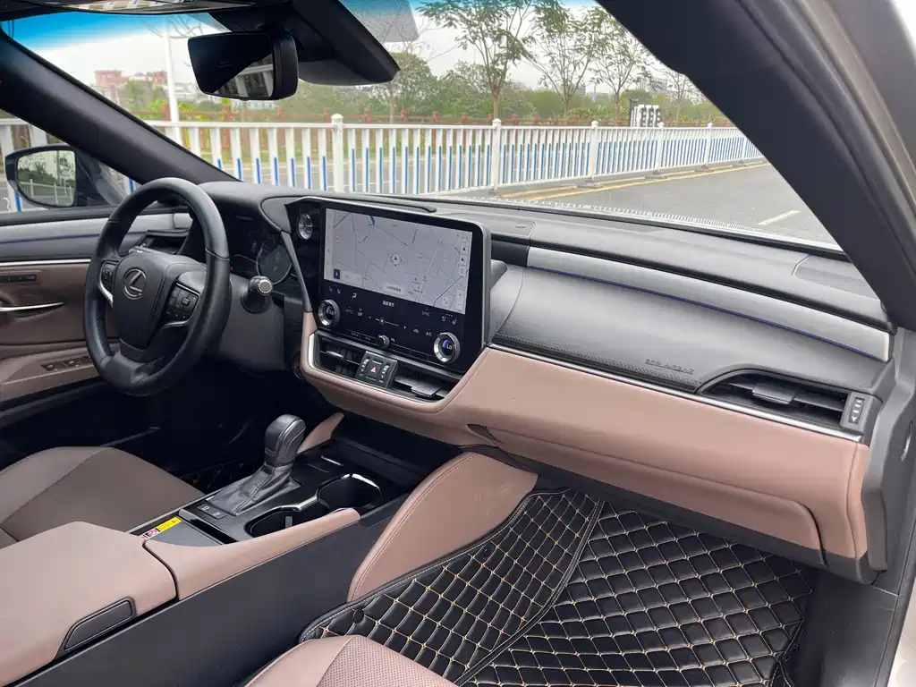 Lexus ES 2025 200 Premium Edition купить на сайте DeffCars