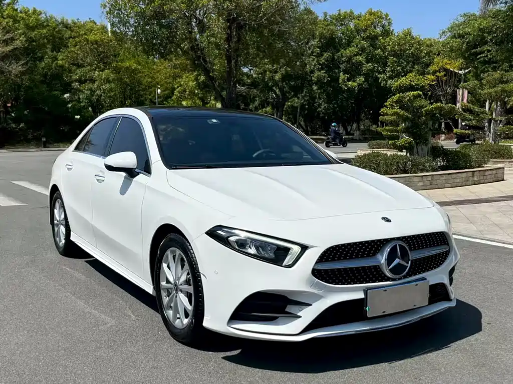 Mercedes-Benz A-Class 2020 A 200 L Sports Sedan купить на сайте DeffCars