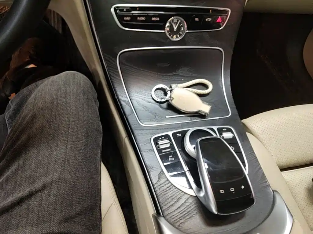 Mercedes-Benz C-Class 2016 C 180 L Sports купить на сайте DeffCars
