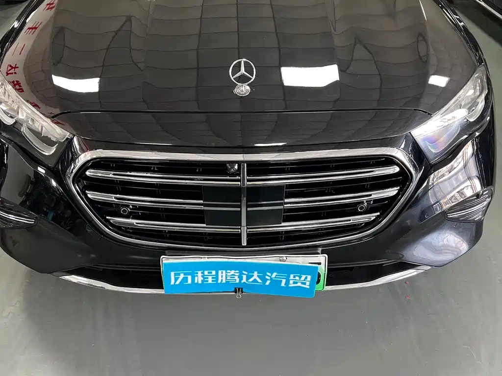 Mercedes-Benz E-Class New Energy 2024 E 350 e L plug-in hybrid sedan купить на сайте DeffCars