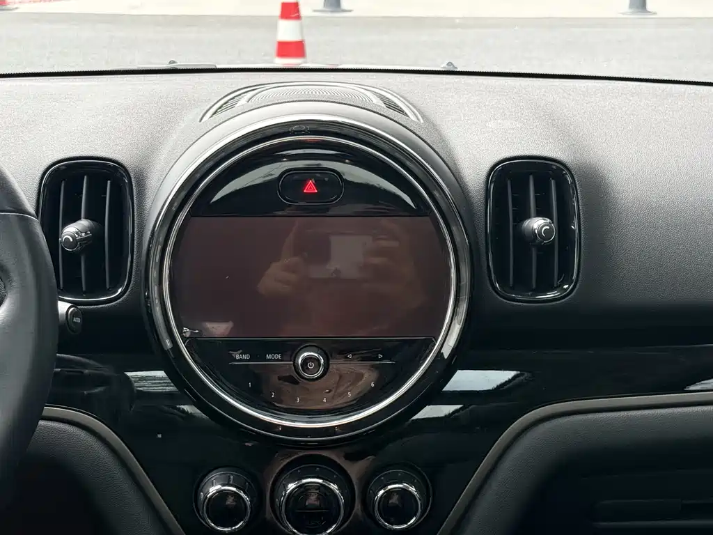 MINI COUNTRYMAN 2021 1.5T COOPER ALL4 купить на сайте DeffCars