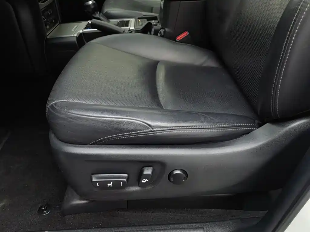 Prado 2018 3.5L automatic TX-L NAVI rear mounted spare tire купить на сайте DeffCars