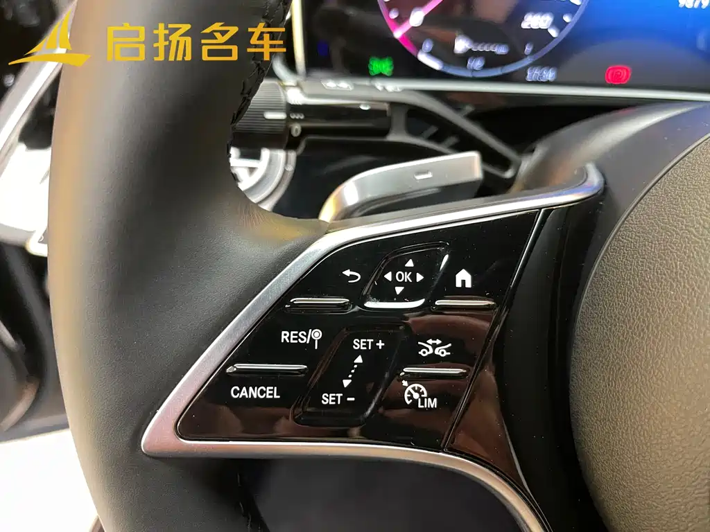 Mercedes-Benz E-Class 2025 E 300 L Luxury Model купить на сайте DeffCars