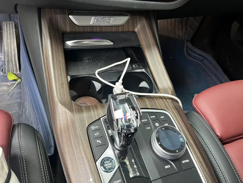 BMW iX3 2021 innovative model купить на сайте DeffCars