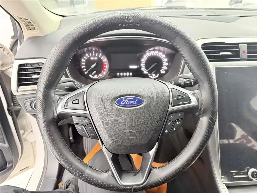 Mondeo 2020 EcoBoost 180 Fashion Model купить на сайте DeffCars