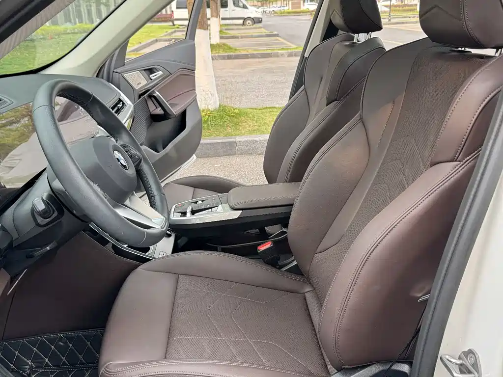 BMW X1 2024 sDrive25Li X Design Package купить на сайте DeffCars