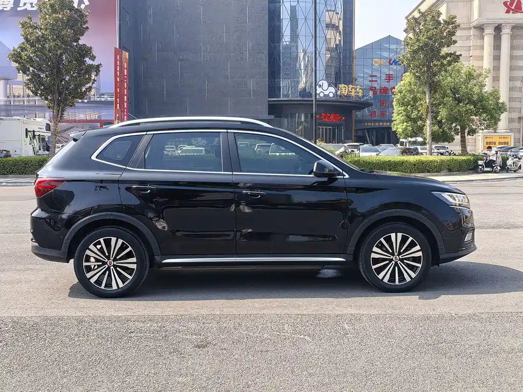 Roewe RX5 New Energy 2017 ERX5 EV400 Electric Internet Extreme Edition купить на сайте DeffCars