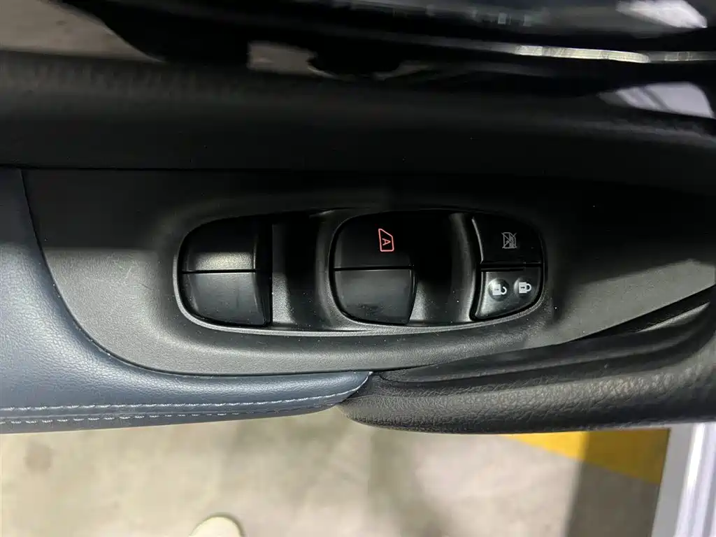 Qashqai 2025 Honor 2.0L CVT XV+ Leading Edition купить на сайте DeffCars