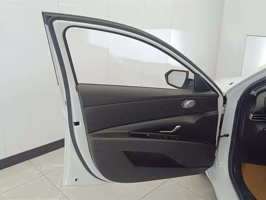 Elantra 2021 1.5L CVT GLX Elite Edition купить на сайте DeffCars