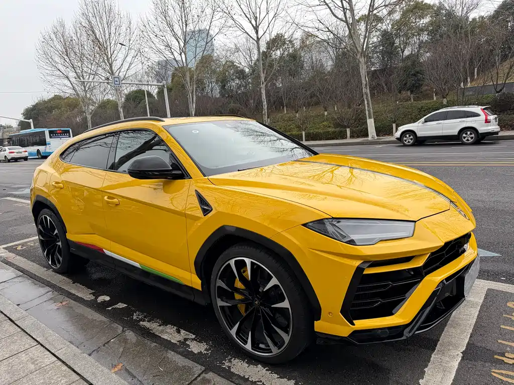 Urus 2018 4.0T V8 купить на сайте DeffCars