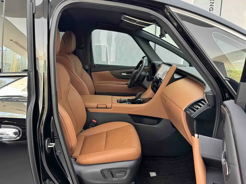 Wilfa 2024 Crown Dual Engine 2.5L Supreme Executive Edition купить на сайте DeffCars