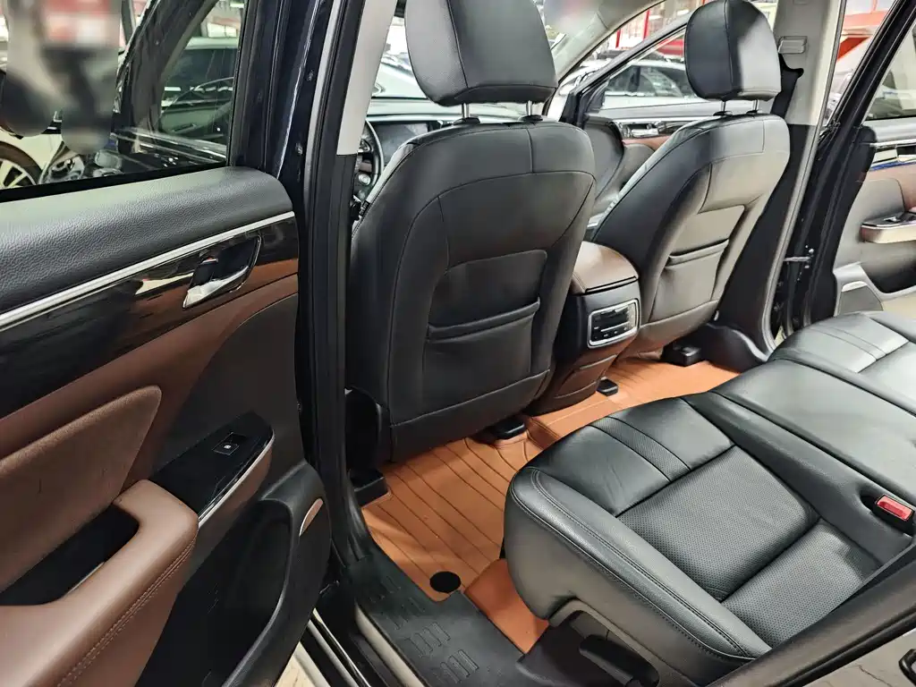 Trumpchi GS8 2017 320T four-wheel drive luxury smart connected version (seven seats) купить на сайте DeffCars