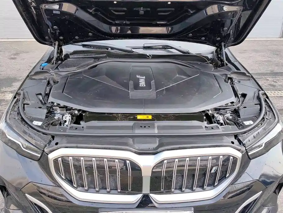 BMW i5 2024 eDrive 35L M Sports Package купить на сайте DeffCars