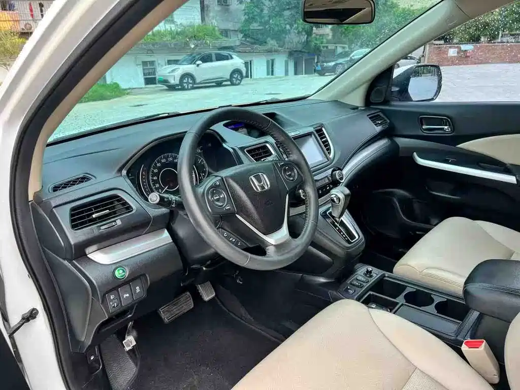 Honda CR-V 2015 2.4L two-wheel drive luxury version купить на сайте DeffCars