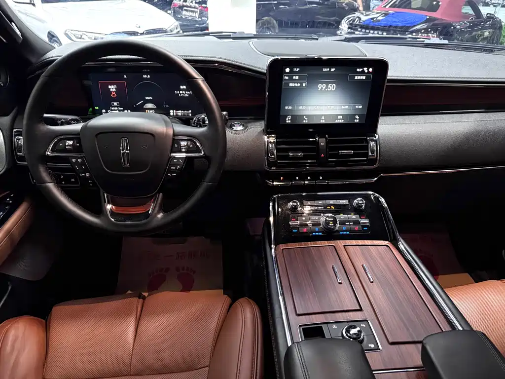 Navigator 2019 3.5T Honor Edition National VI купить на сайте DeffCars