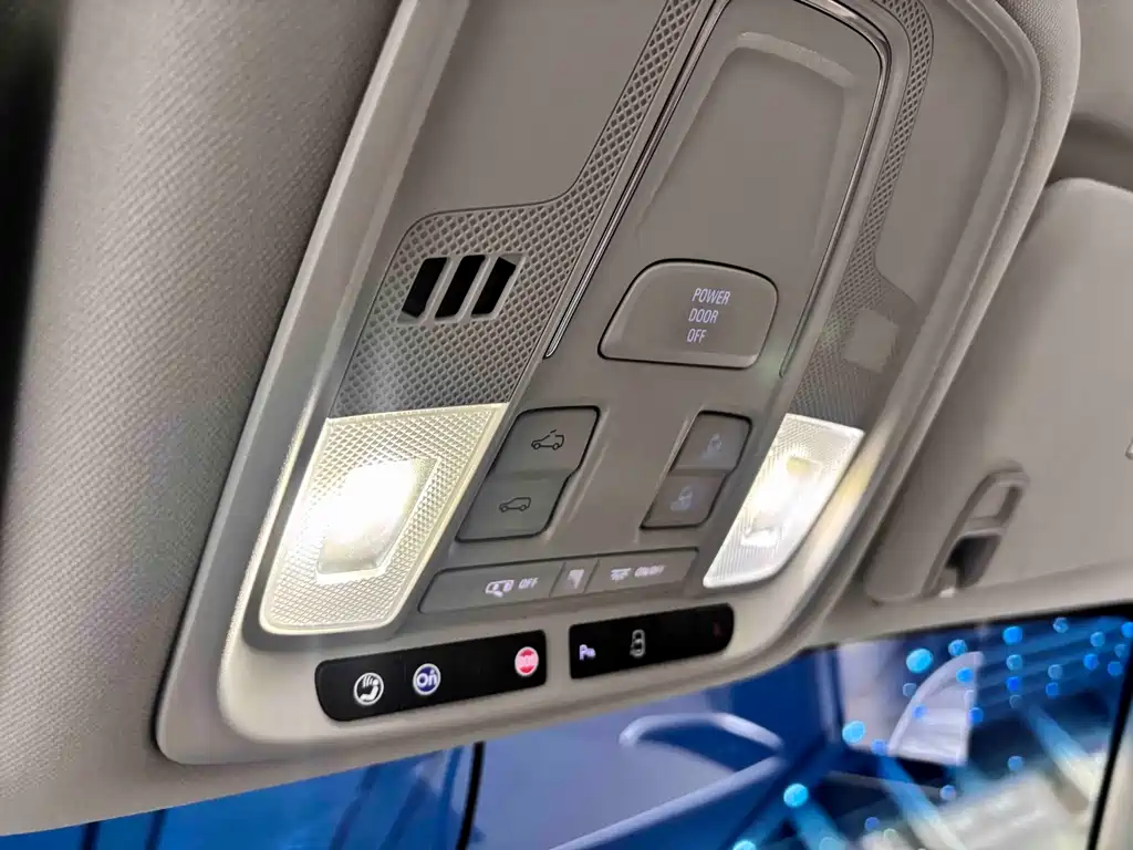 Buick GL8 2023 ES Lu Zun Comfort Type купить на сайте DeffCars