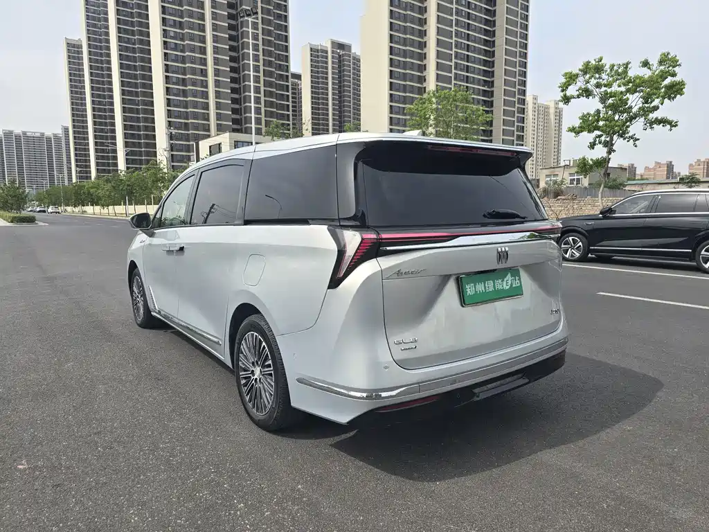 Buick GL8 New Energy 2024 Lu Zun Luxury Edition 7 seats купить на сайте DeffCars