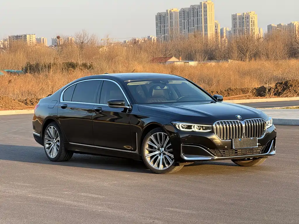 BMW 7 Series 2021 740Li Leading Luxury Package купить на сайте DeffCars