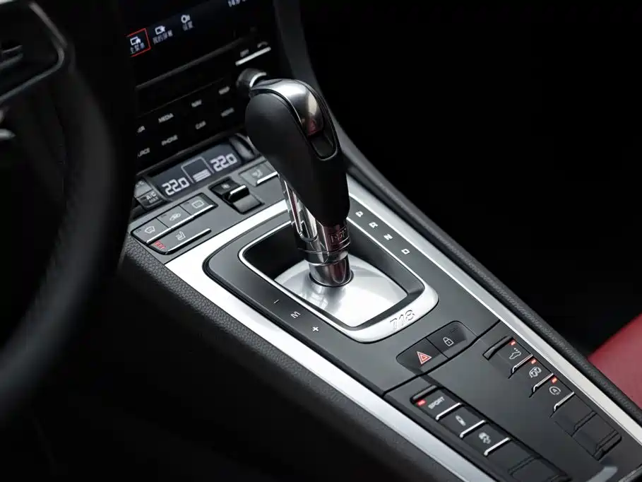 Porsche 718 2018 Cayman 2.0T купить на сайте DeffCars