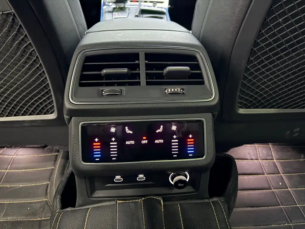Audi A6L 2023 45 TFSI Premium Dynamic Model купить на сайте DeffCars