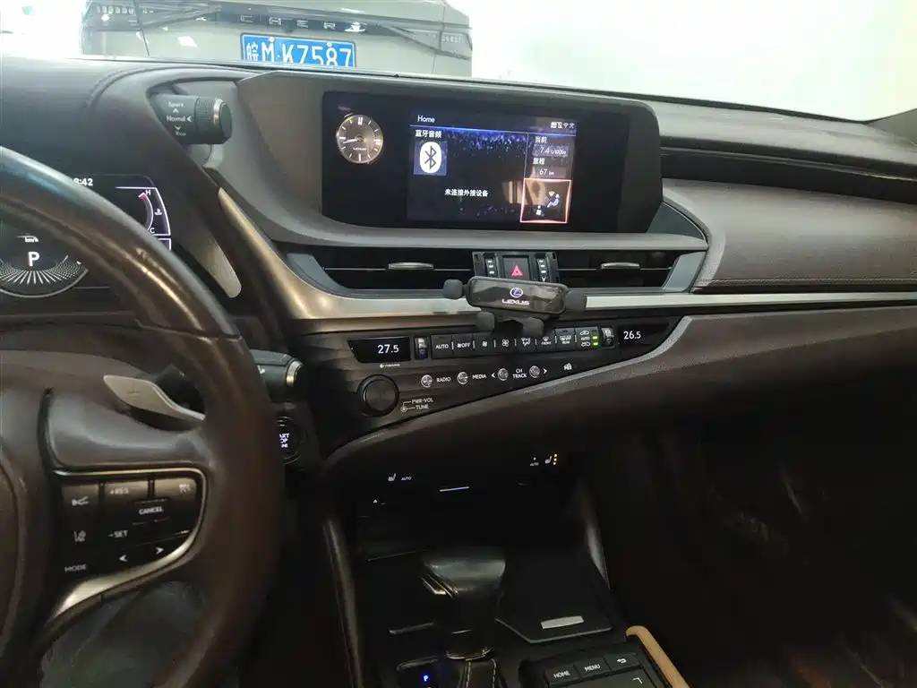 Lexus ES 2020 200 Excellence Edition купить на сайте DeffCars
